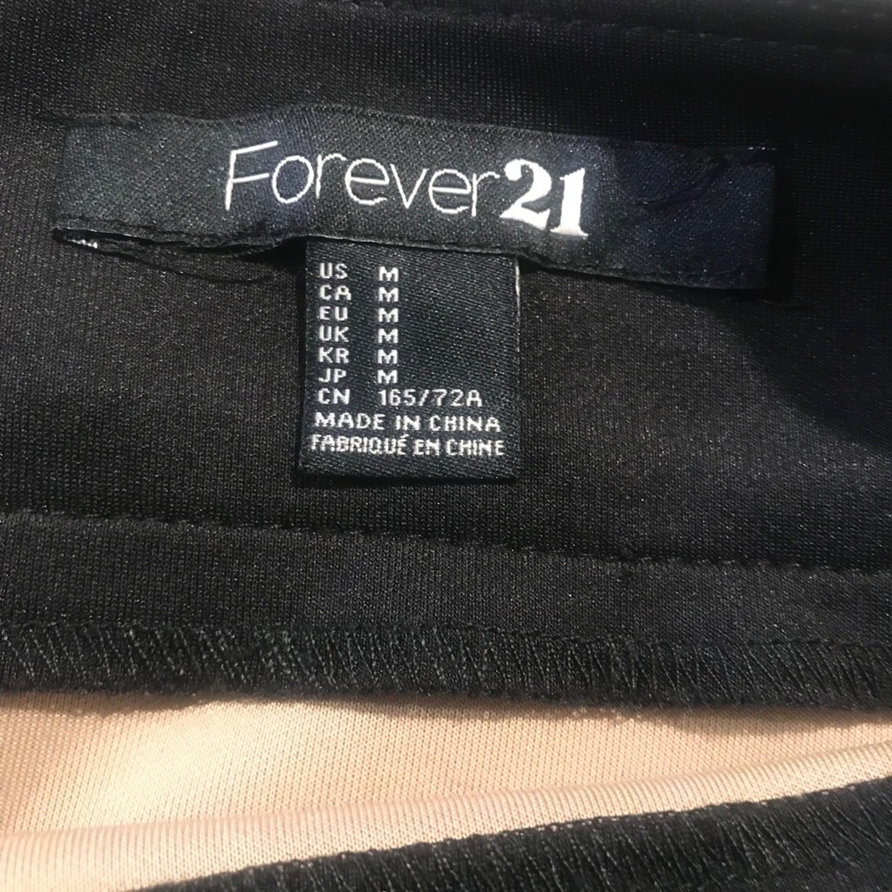 Forever 21 Skirt - Picture 4 of 8